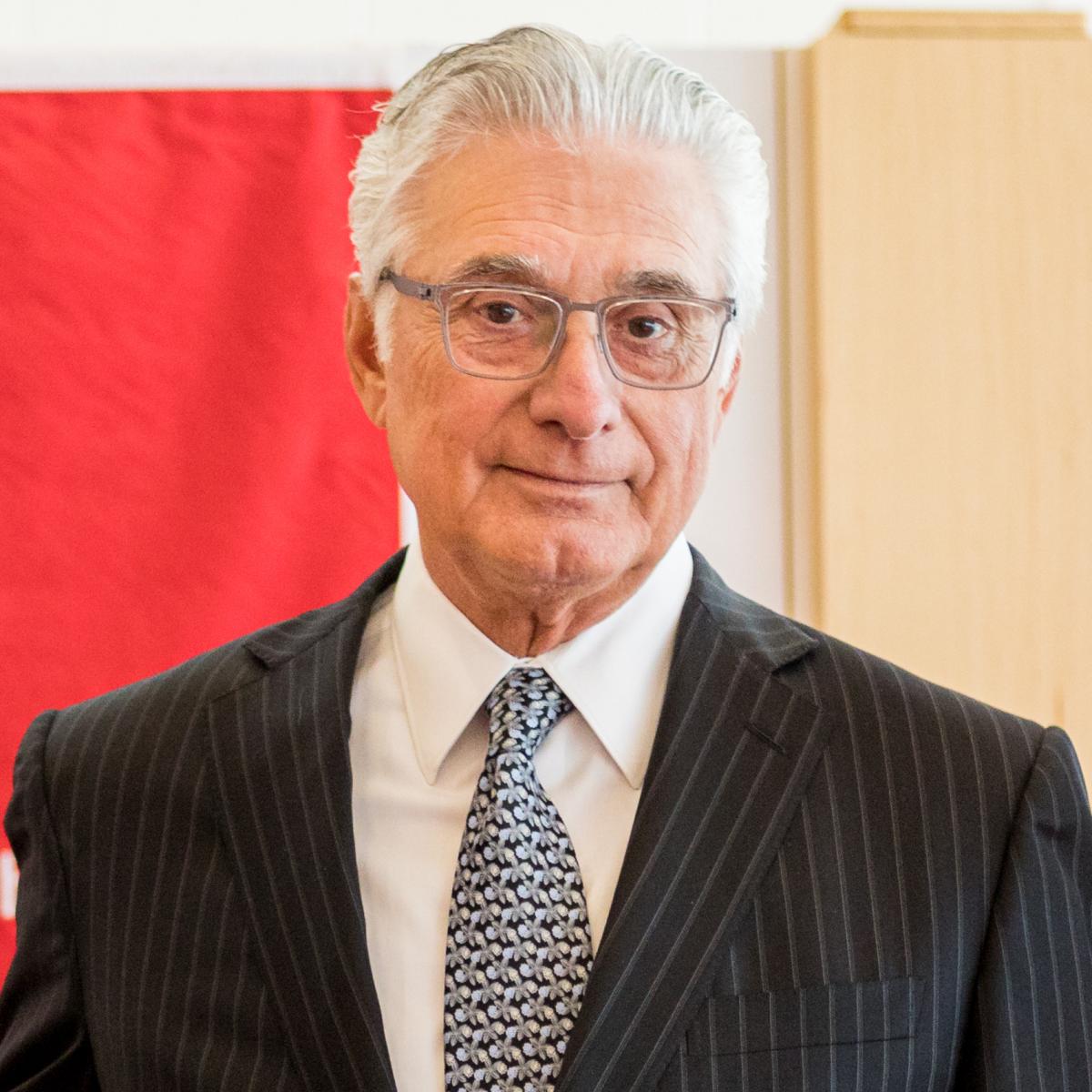 Photo of Lawrence Raia